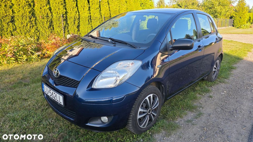 Toyota Yaris - 1