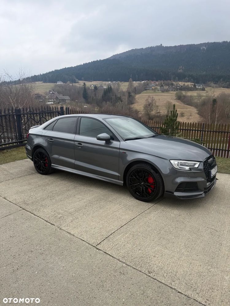 Audi A3 Limousine 40 TFSI Quattro Sport S tronic - 1