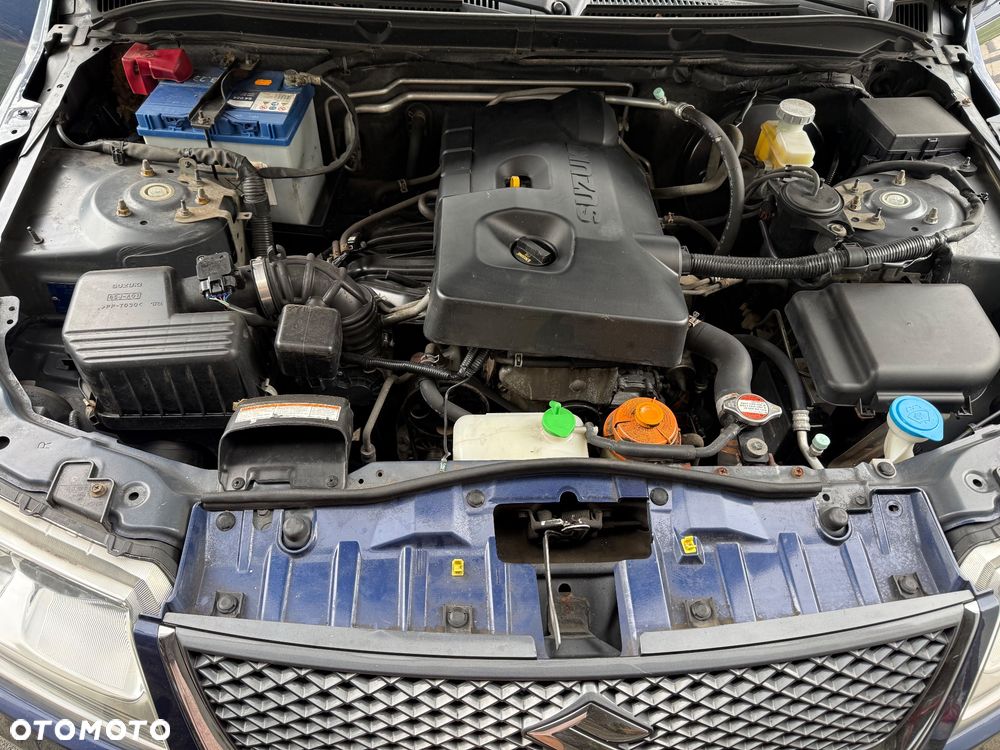Suzuki Grand Vitara 2.0 Limited - 27