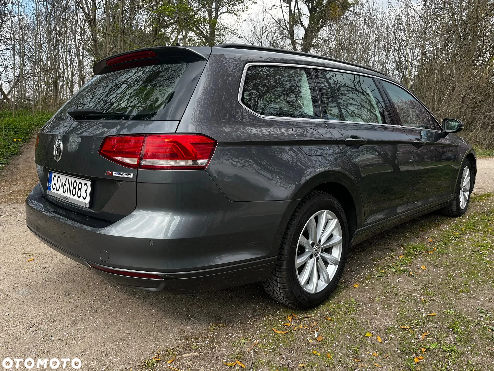 Volkswagen Passat Variant 1.6 TDI (BlueMotion Technology) DSG Comfortline - 17