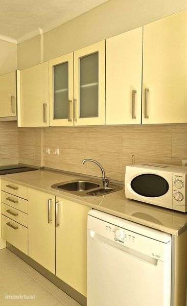 Arrendamento de Apartamento T2 Centro de Corroios - Grande imagem: 2/12