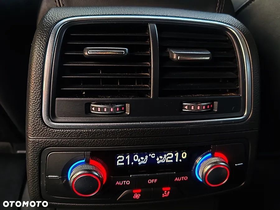 Audi A6 Avant 3.0 TDI S tronic - 28