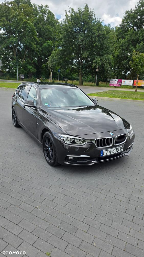 BMW Seria 3 320d Luxury Line - 1