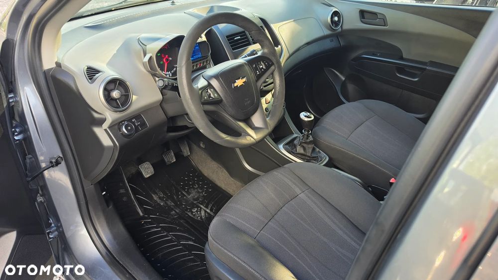 Chevrolet Aveo 1.2 LT+ - 13