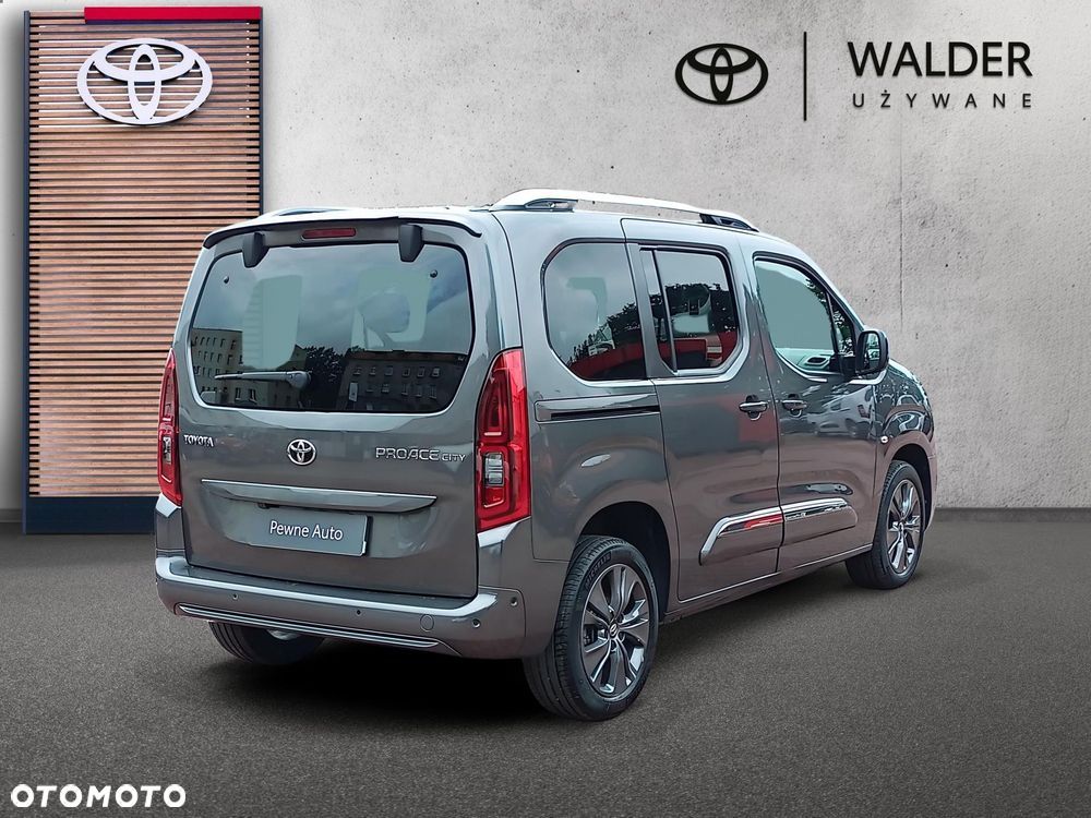 Toyota Proace City Verso 1.2 D-4T Family - 10