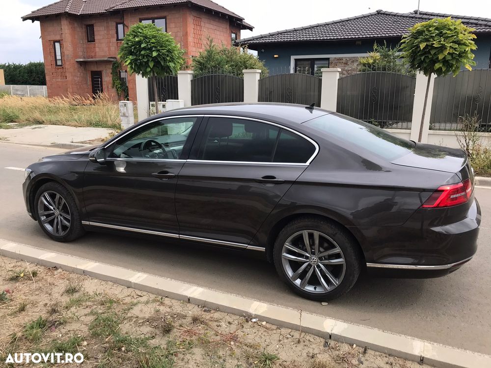 Volkswagen Passat 2.0 TDI Highline - 9