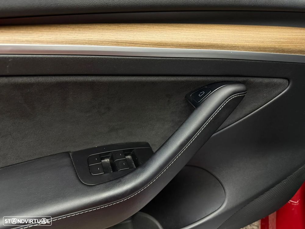 Tesla Model 3 Long-Range Dual Motor AWD - 15