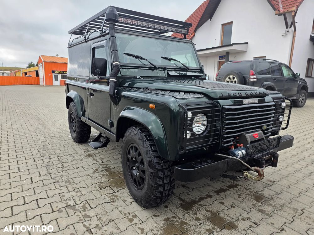 Land Rover Defender 90 Hard Top - 2