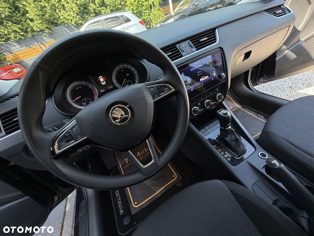Skoda Octavia 1.5 TSI ACT Style DSG - 30