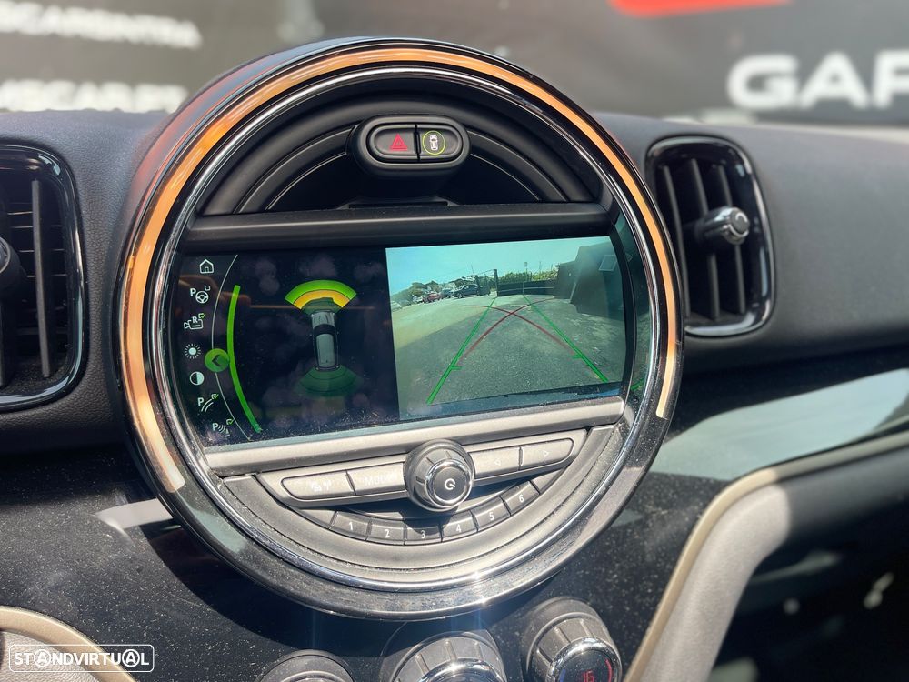 MINI Countryman Cooper SE ALL4 Auto - 13
