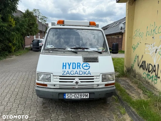 Renault TRAFIC - 2