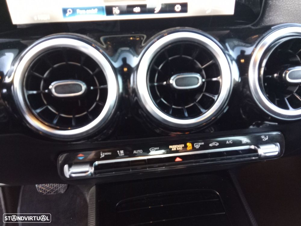 Mercedes-Benz GLA 250 e Style - 24