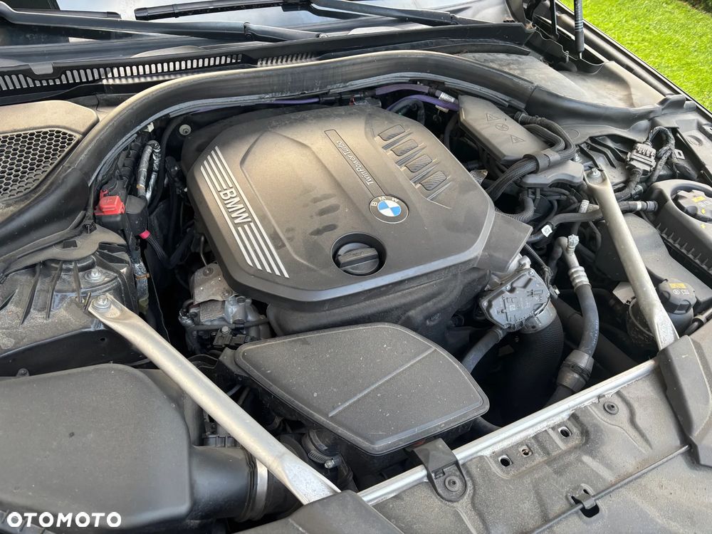 BMW Seria 5 520d xDrive Business Edition - 36