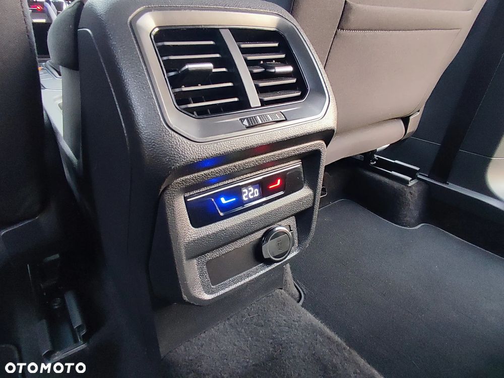 Volkswagen Tiguan - 17