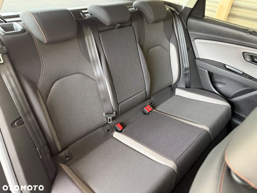 Seat Leon 1.8 TSI Start&Stop DSG XCELLENCE - 39