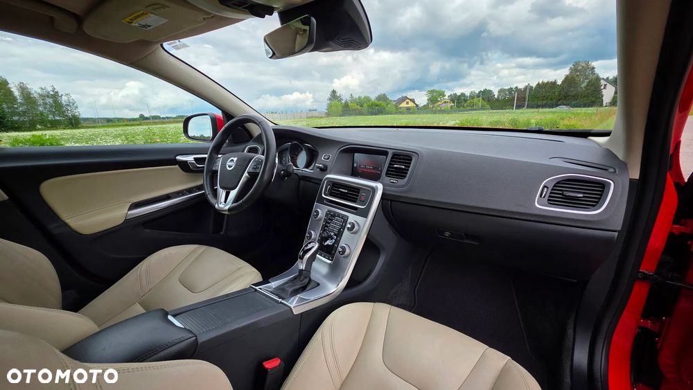 Volvo S60 T5 Geartronic RDesign - 15