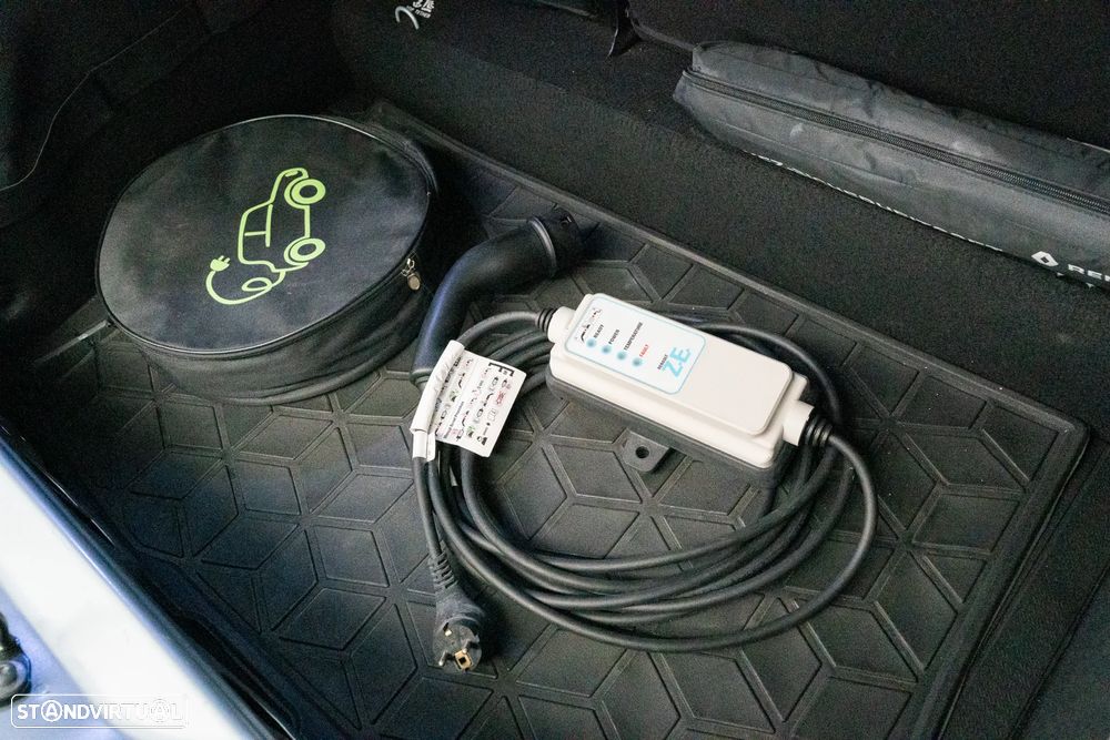 Renault Zoe (c/ Bateria) Limited 50 - 21