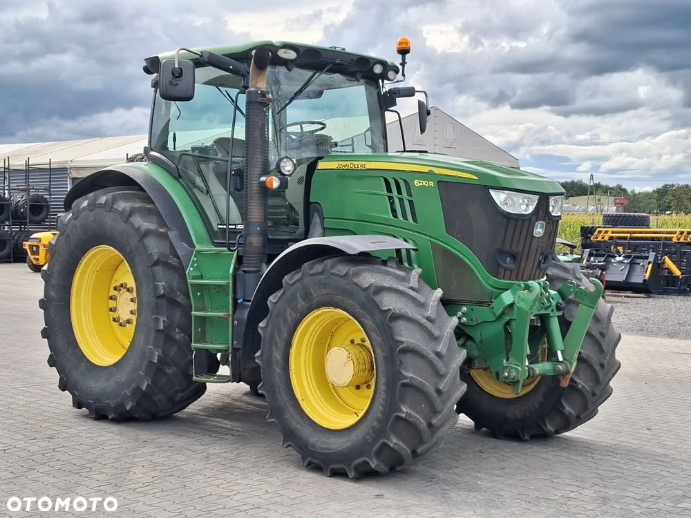 John Deere 6210 R - 6