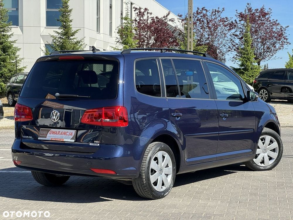 Volkswagen Touran 1.6 TDI DPF BlueMotion Technology DSG Comfortline - 10