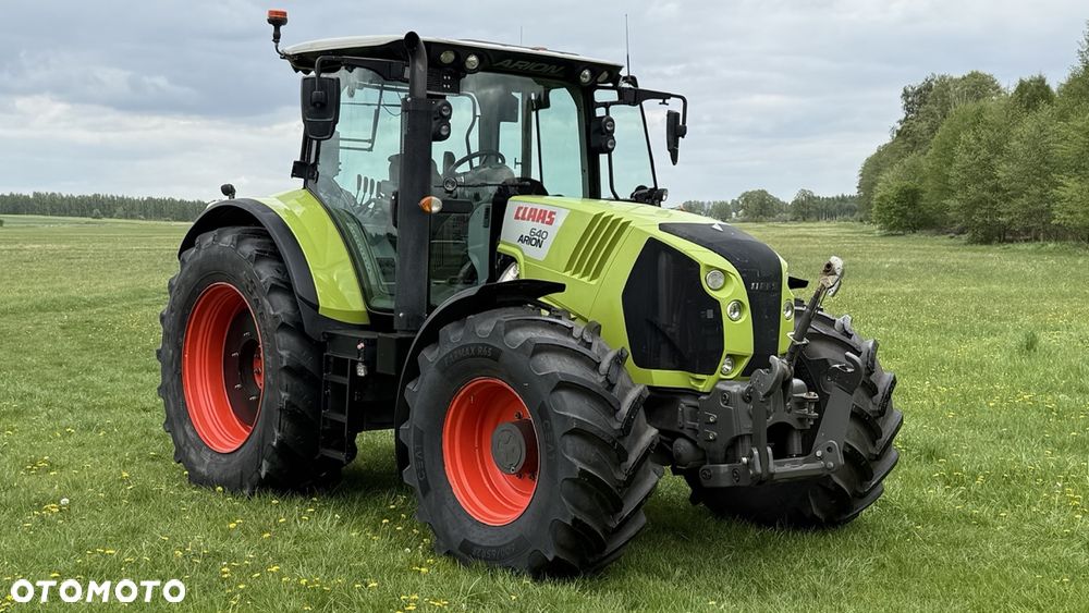 Claas ARION 640 - 15