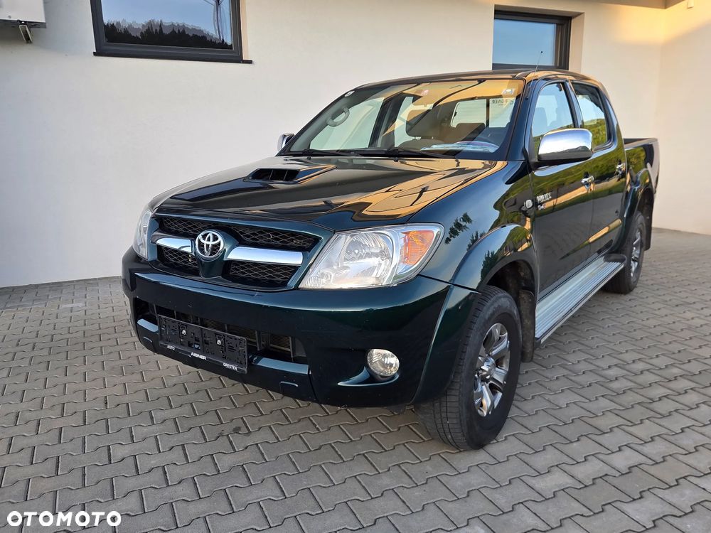 Toyota Hilux - 2
