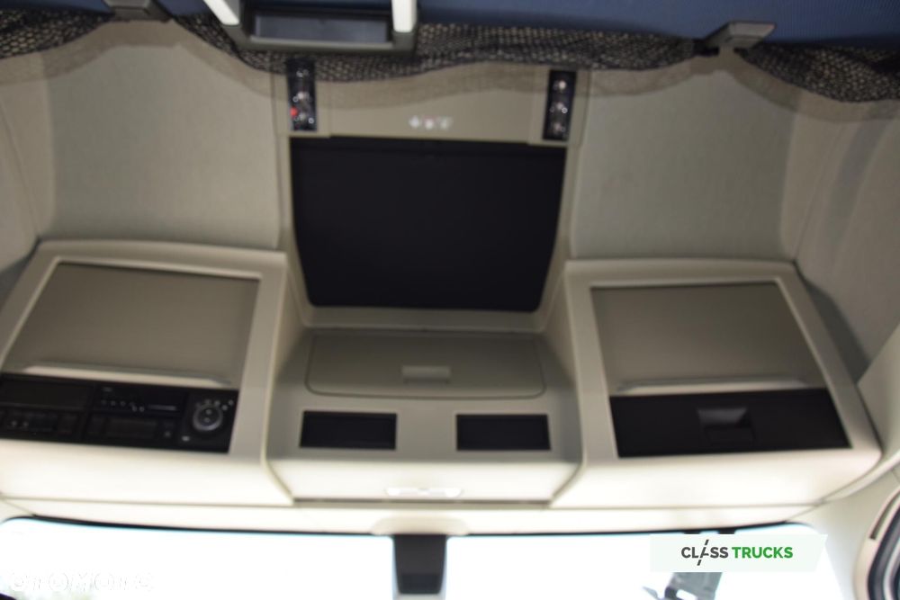 Volvo FH 500 Globetrotter XL Adaptive Cruise Control - 15