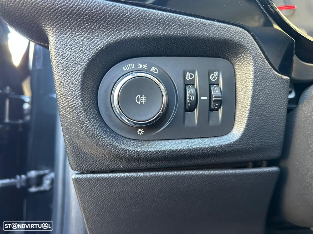 Opel Corsa 1.5 D Business Edition - 26