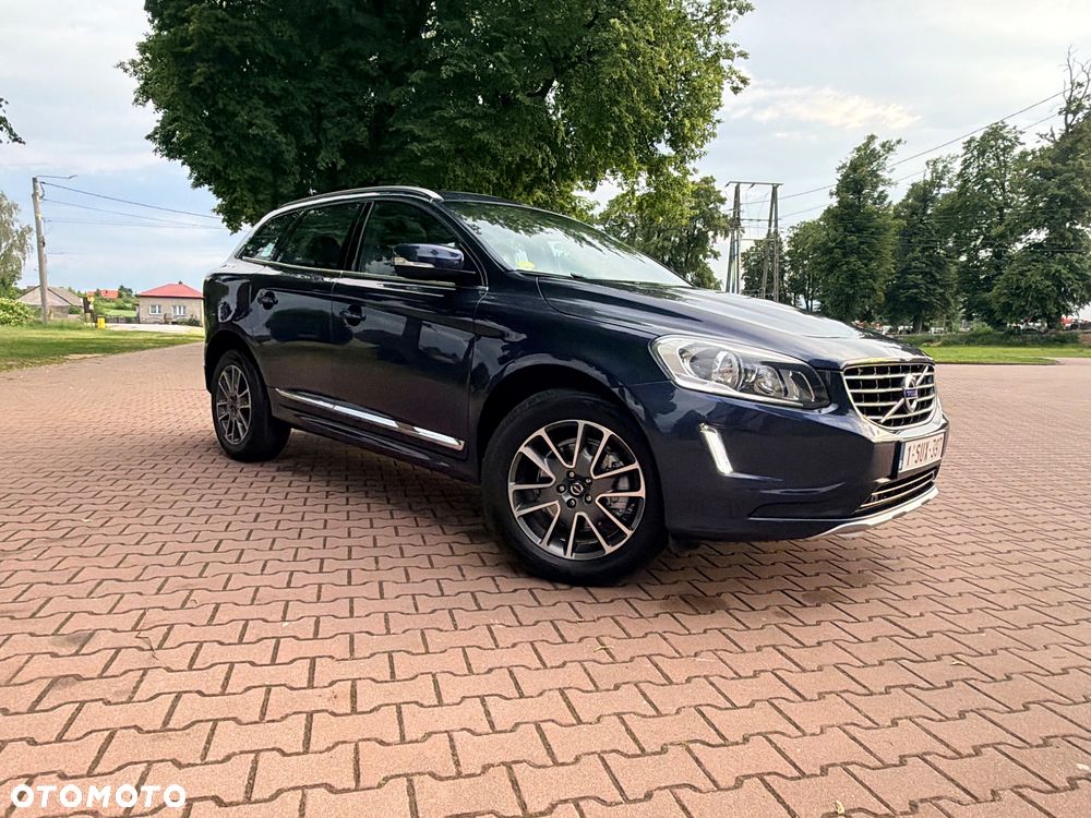Volvo XC 60 D3 Momentum - 4
