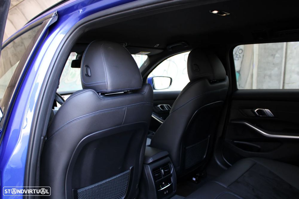 BMW 320 d Pack M Auto - 13
