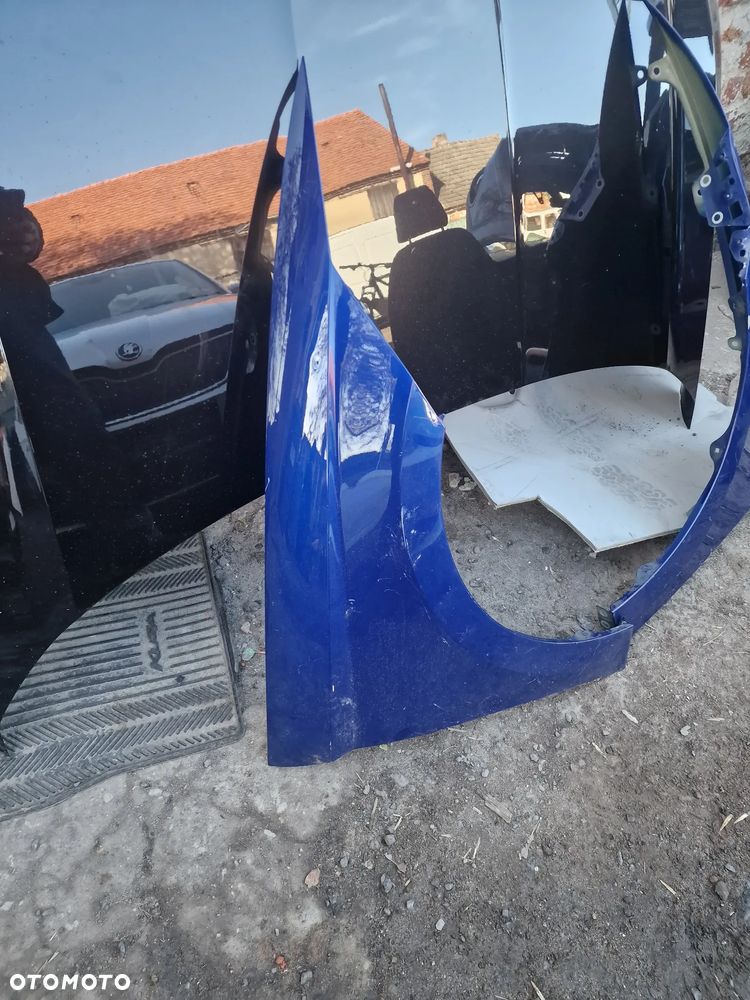 Błotnik  prawy przód seat Ibiza 6F0 821 106A - 2