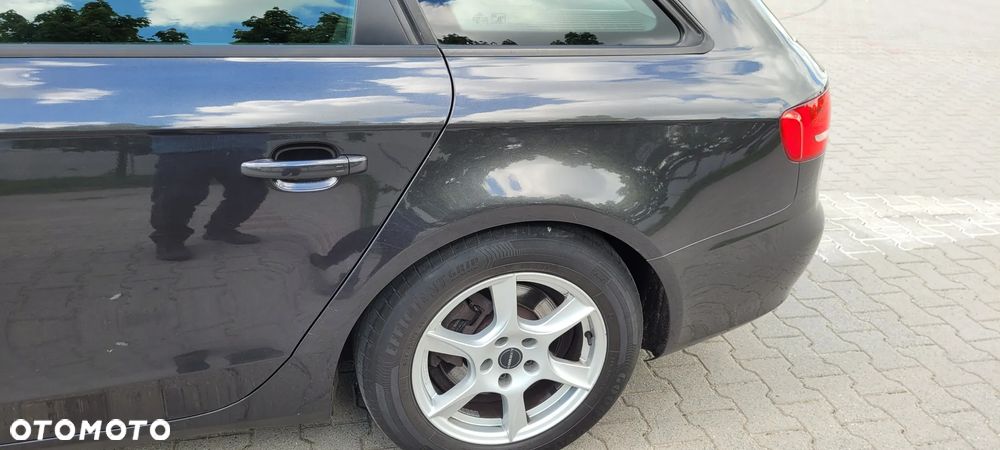Audi A4 Avant 2.0 TDI - 22