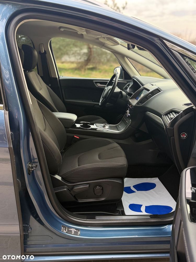 Ford S-Max 2.0 EcoBlue Titanium - 24