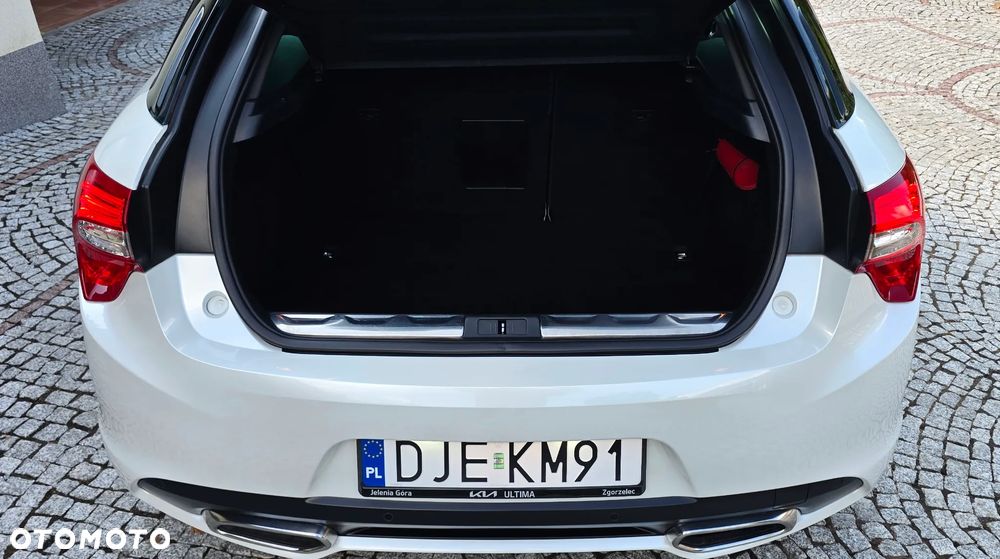 Citroën DS5 2.0 HDi Chic - 14