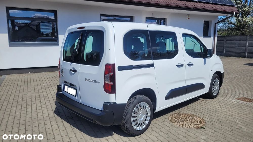 Toyota Proace City Verso 1.5 D-4D Family - 10