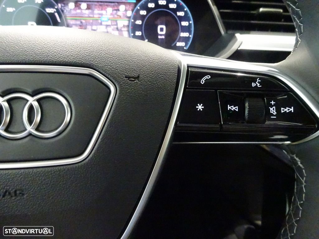 Audi Q8 e-Tron Sportback - 19