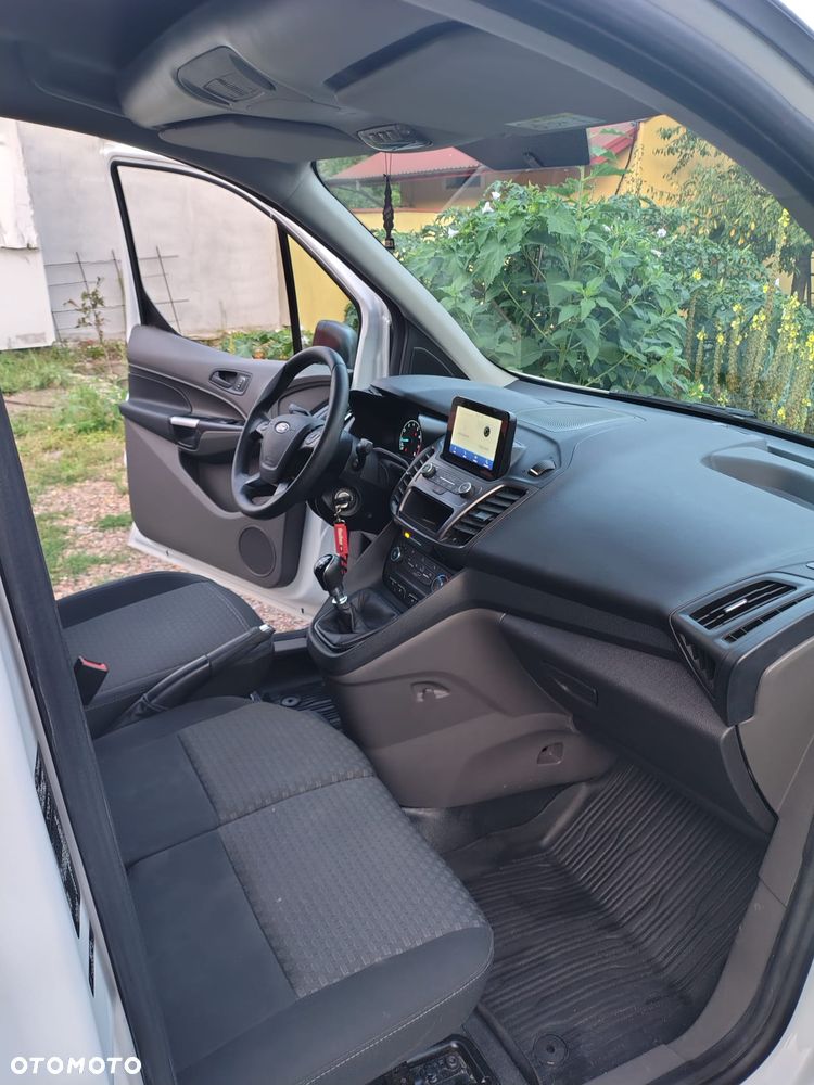 Ford Transit Connect - 10