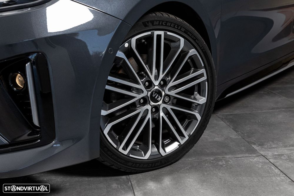 Kia ProCeed 1.4 T-GDi GT Line+SRF 7DCT - 11