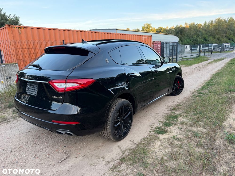 Maserati Levante - 17