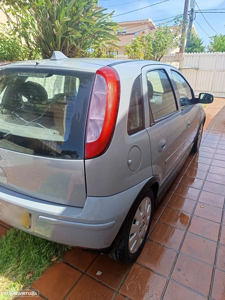 Opel Corsa 1.3 CDTI Cosmo - 2