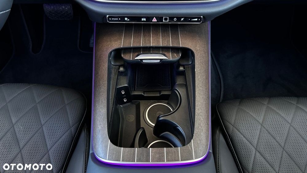 Mercedes-Benz Klasa E 220 d mHEV 4-Matic Exclusive 9G-Tronic - 22