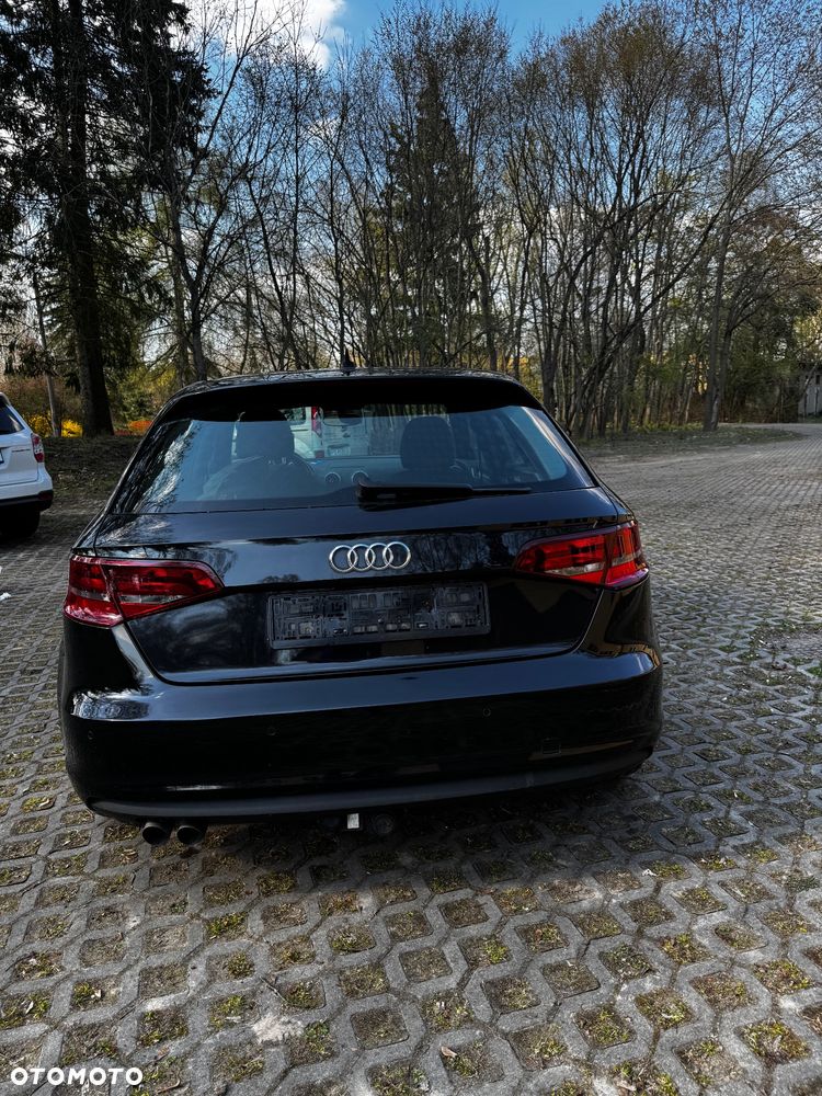 Audi A3 Sportback 1.4 TFSI S tronic Ambiente - 9