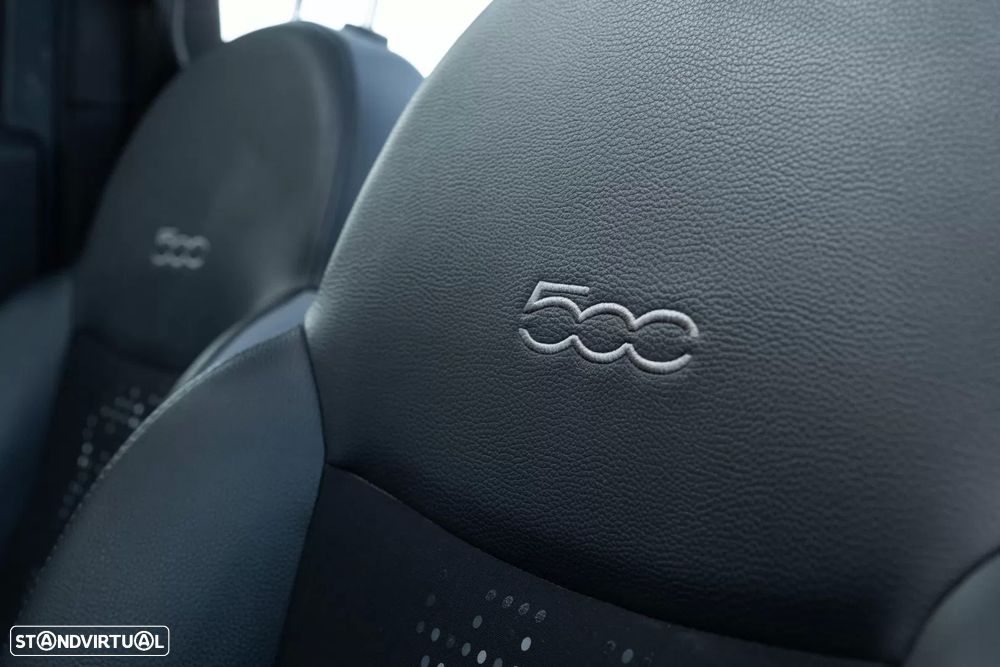 Fiat 500C 1.0 Hybrid Connect - 12