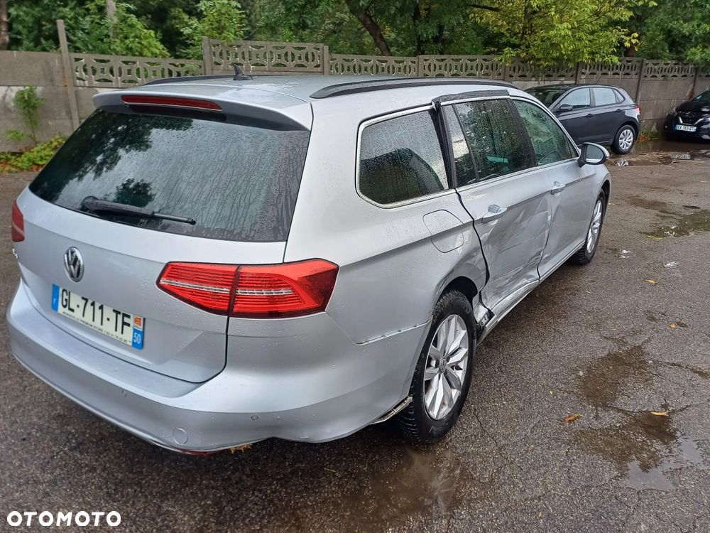 Volkswagen Passat 1.6 TDI (BlueMotion Technology) Comfortline - 5
