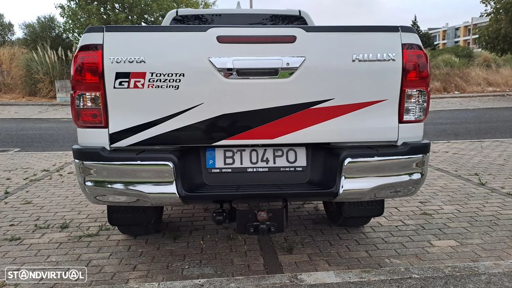 Toyota Hilux 4x4 Cabine Dupla Auto Executive - 5
