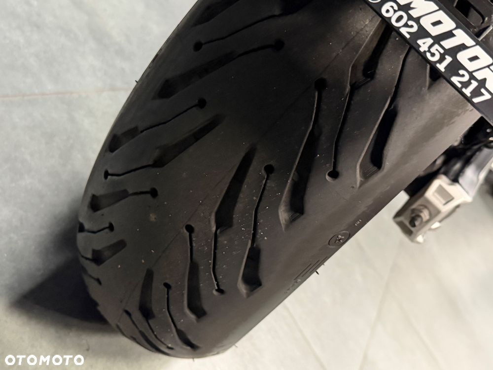 Triumph Trident - 11