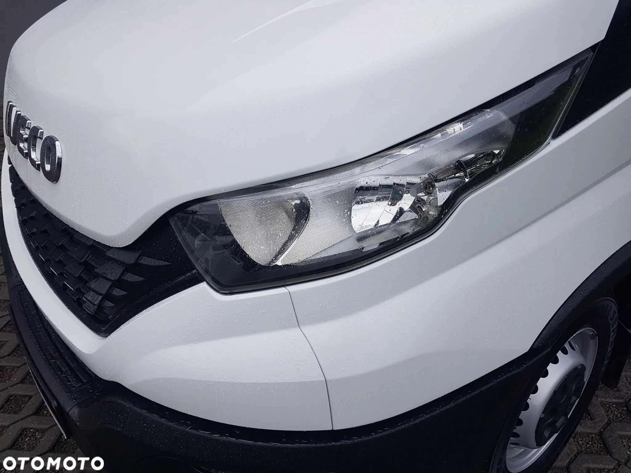 Iveco DAILY KONTENER NISKOPODŁOGOWY 4,43x2,23x2,42 SKLEP BAR FOODTRUCK KAMPER KLIMA - 30