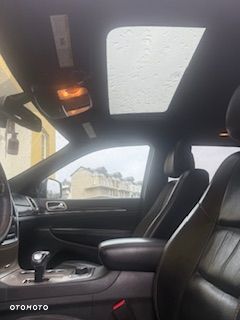 Jeep Grand Cherokee - 11