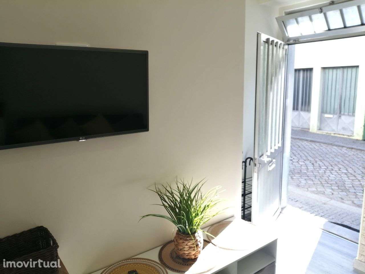 Flat temporario Maia Temporary Rental Opportunity: Fully-Furnished - Grande imagem: 3/24