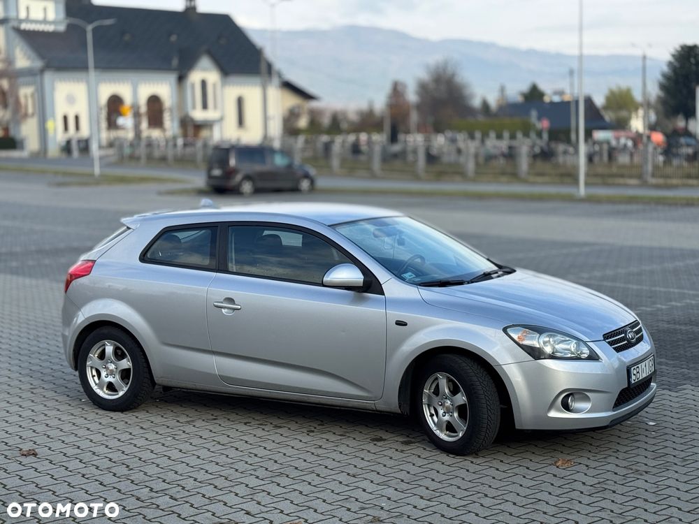 Kia Ceed 1.6 Comfort - 4