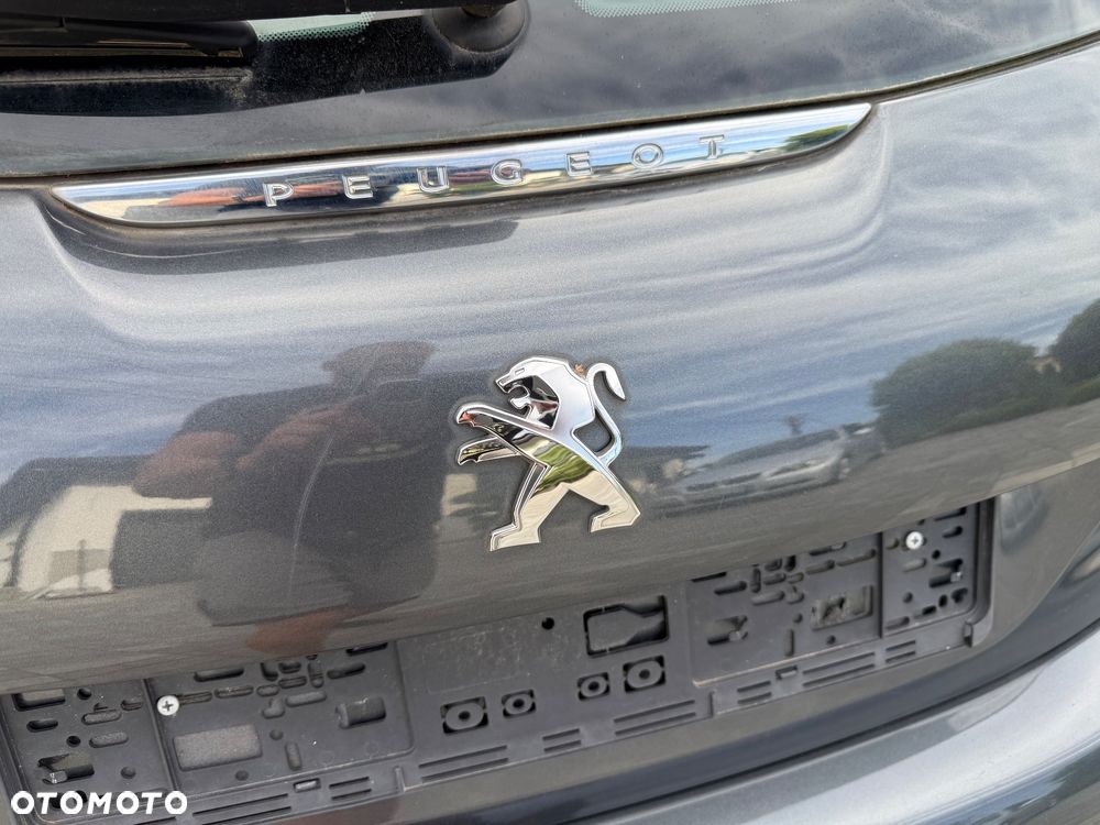 Peugeot 208 - 9